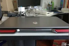 用它LOL屌爆了！雷神911GT-Y1测评图片
