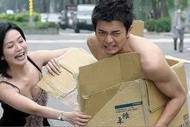 美女，请你不要开口！图片