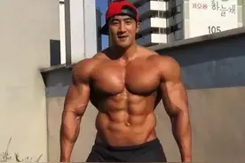 韩国头号猛男 并非娘炮，彪悍身材 中国一抓一大把？图片