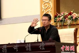 白岩松化身为国学讲师，他能讲好《道德经》吗？图片