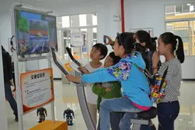 中国流动科技馆设馆张家口宣化科技职业学院 近6万人次参观图片