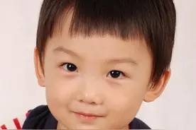 16款又帅又可爱的男童发型，有没有萌化你的心？图片