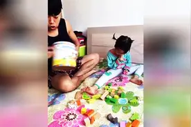 5岁宝宝跟爸爸认错，哪里错了？小女孩的回答让爸爸哭笑不得！图片