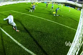 巴西赛场再现神作！U17小将逆天蝎子摆尾完美复制伊布跆拳道式图片