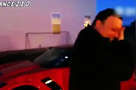 儿子送给老爸的生日惊喜 当父亲看到礼物时感动哭了！视频封面