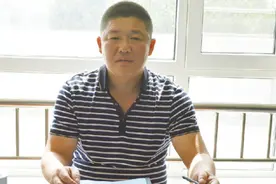 蓬莱南王街道泊王村党支部书记兼村委会主任王焕文：情系乡亲父老  共建幸福家园图片