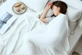 好物｜离不开空调又怕着凉？这条纯棉纱布做的毛巾被来救你图片