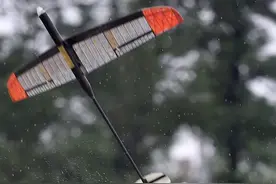 群众项目——遥控留空时间滑翔机赛况图片