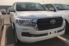 17款丰田兰德酷路泽4000中东版丐版五座最低报价图片