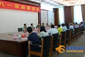横沥：节前慰问东莞军分区和市消防支队官兵 共叙军民鱼水情图片