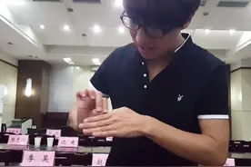视频｜跟着魔术师，学两招小魔术吧！图片