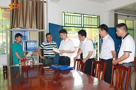 履职次日昌江县委书记黄金城入王下乡基层调研图片