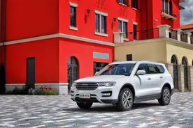 家用7座市场就靠它 长城哈弗H7L图片