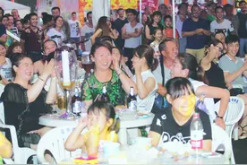 好看好玩吃烧烤从没这么热闹图片