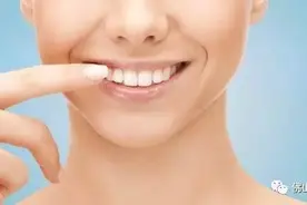 「育儿」不同时期口腔保健重点，勿因小细节造成“西瓜刨”“地包天”图片