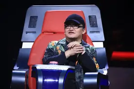 《新歌声》刘欢陈奕迅遭遇冰火两重天 叶炫清唱红《从前慢》图片