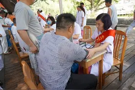 市北区“国家基本公共卫生服务项目宣传月” 集中宣传日活动启动图片