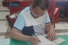 南充出租车打表8元收15元 司机：不能坏规矩图片