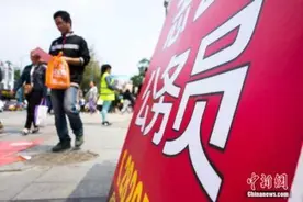 公务员招录频现专业不符怪象 选拔人才需咬文嚼字？图片