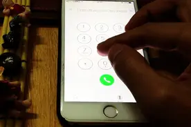王杰的《不浪漫罪名》，两个人在一起需要互相理解和包容图片