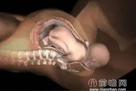 为挑时辰产子憋回 孩子露出头孕妇竟被老人要求：憋着图片