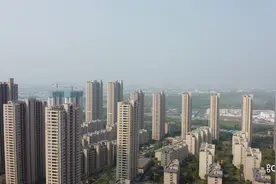 花桥万科魅力之城位于花桥西南端，是吴淞江包围的福地。视频封面