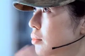 特种兵极限反应躲避国外雇佣军狙击手子弹图片