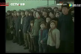 珍贵视频《十里长街送总理》看了让人心里久久不能平静！图片