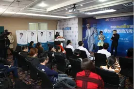 “张学友”明星模仿秀一戈长春中研整形图片