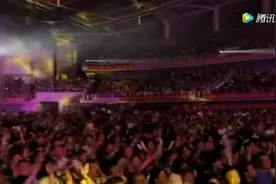 潘美辰翻唱伍佰知名歌曲《挪威的森林图片