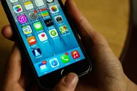 毛骨悚然！我的iPhone咋收到一封1970年的邮件图片