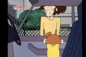 小葵被锁在了车子里，美伢教她开车门，结果美伢差点被累死视频封面