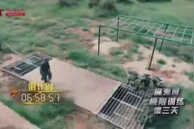 惊心动魄！6名特战队员水下逃生图片