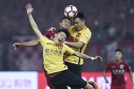 中超天王山上港2:2平恒大 苏宁胜辽足卡佩罗中超首胜图片