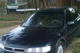 平沙一本田小车挂了四个车牌！车上贴着骷髅头，吓坏交警！图片