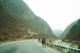 翼虎·山河·寻路胡焕庸线上的中国｜松潘：21个民族共处图片