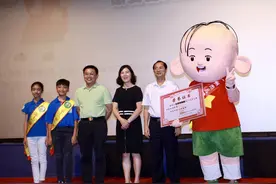 《大耳朵图图之美食狂想曲》举办广东省首映礼图片