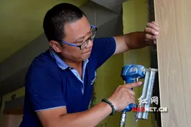 “断指”匠人的18年木匠路：只想干好手艺活图片