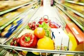 阿里旗下盒马鲜生不接受现金支付“惹争议”图片