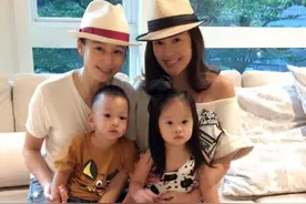 关颖晒与徐若瑄合照 带自家萌娃聚会超开心图片