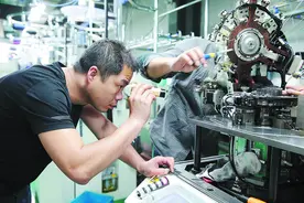 诸暨众多企业为何热衷“机器换人”？答案在这里图片