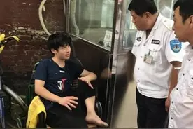 光脚少年求助称被骗想回漯河老家，你认识他吗？图片