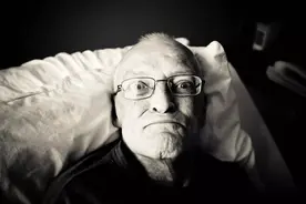 眼前晃悠的“小虫子”“小线头”到底是啥？图片