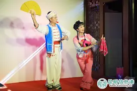 于荣光、蒋晓荣参观云南花灯传习馆 把脉花灯传承与创新图片