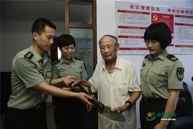 90后对话“90后”：耄耋老人从战火硝烟中走来图片