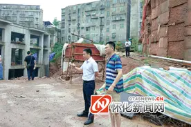 支书故事│李晟：为了102位群众的生命安全图片