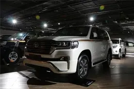 17款酷路泽4000中东进口版优惠价促销中图片