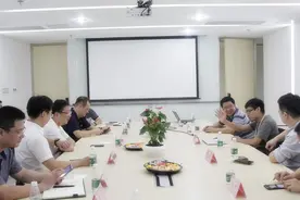 南通市崇川区政府考察团参观走访欧瑞博图片