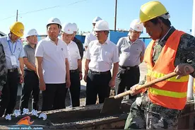 鞠毅慰问重点项目建设一线职工图片