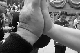 真实的“铁砂掌” 不是裘千仞的练法图片